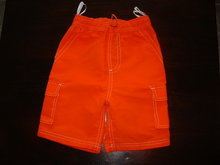 Oranje bermuda mt. 80